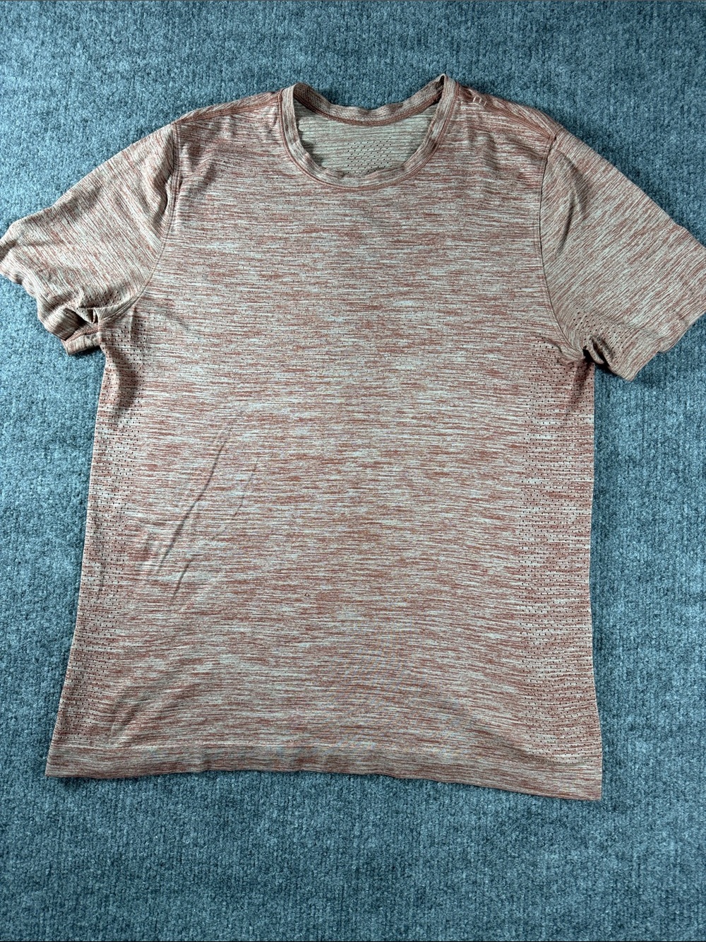 Lululemon Metal Vent Breathe Short Sleeve